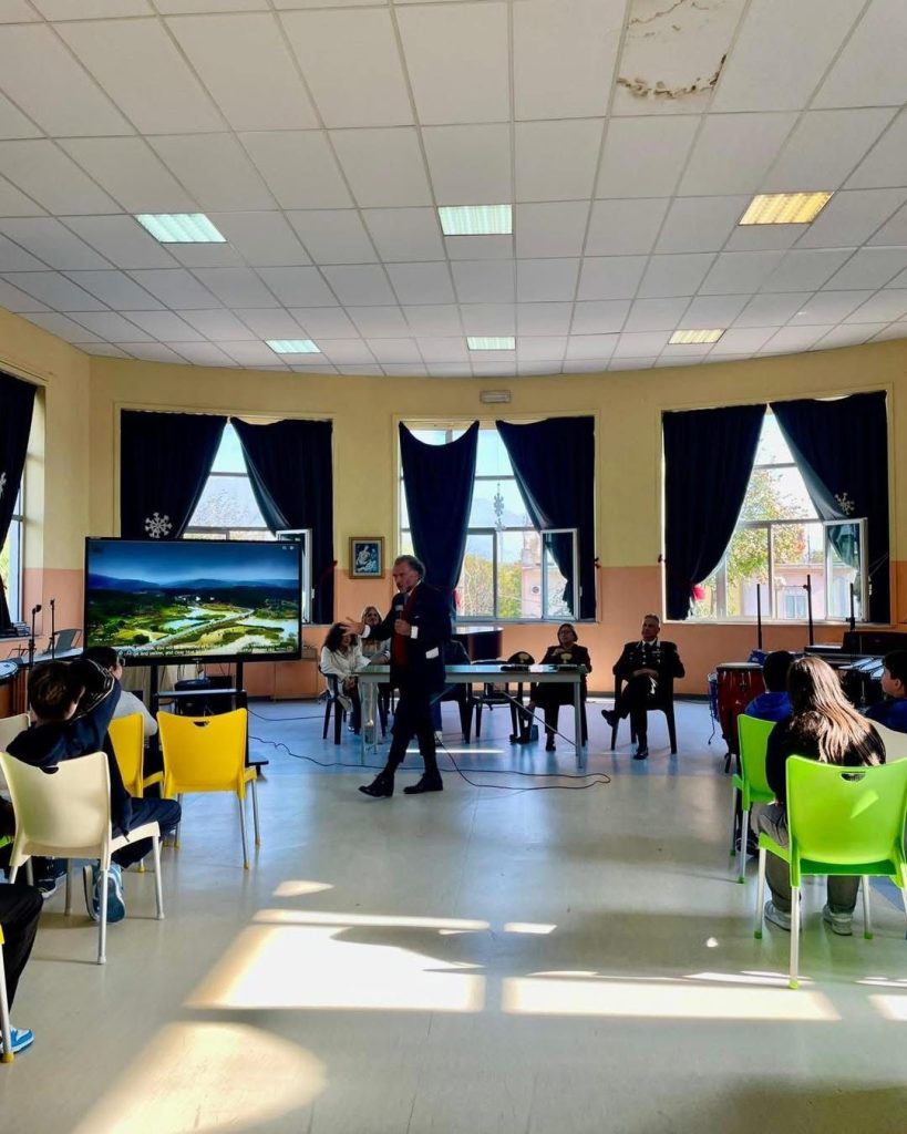 Camposano, a scuola si parla di bullismo e cyberbullismo: incontro formativo con Carabinieri e istituzioni
