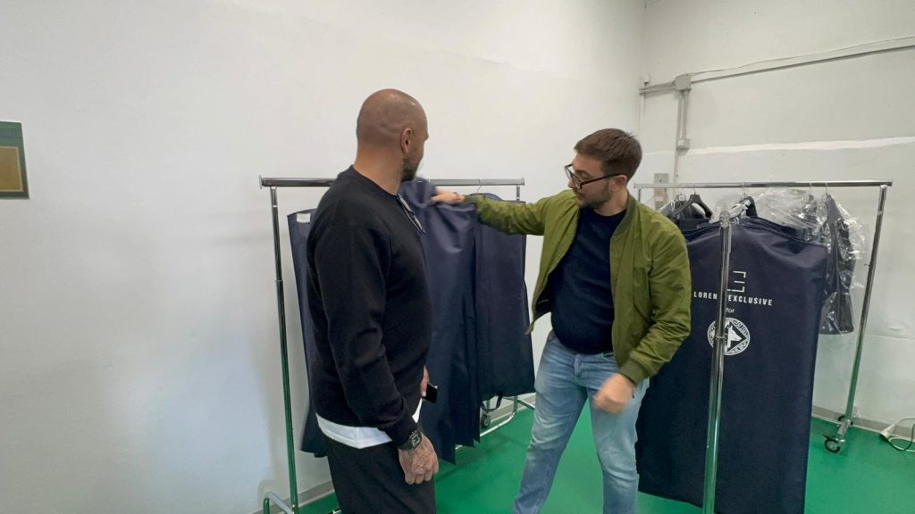 U.S. Avellino, svelata la nuova eleganza: consegnati gli abiti ufficiali 25 26(foto)