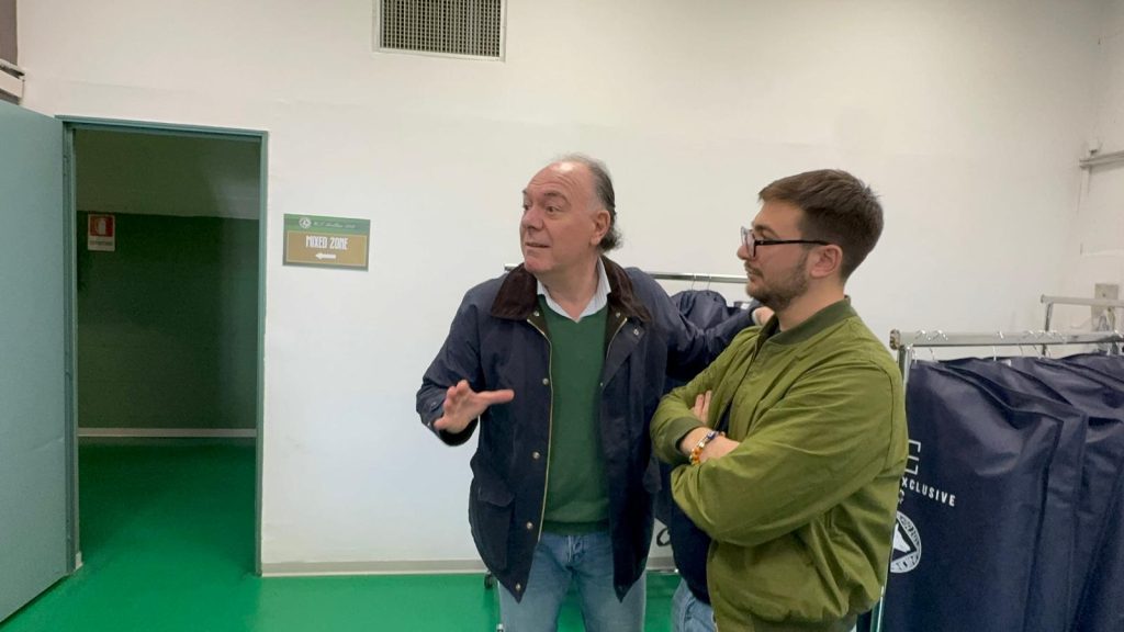 U.S. Avellino, svelata la nuova eleganza: consegnati gli abiti ufficiali 25 26(foto)