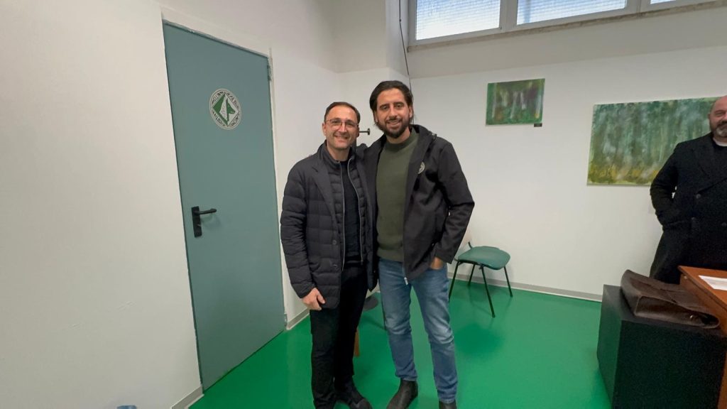 U.S. Avellino, svelata la nuova eleganza: consegnati gli abiti ufficiali 25 26(foto)