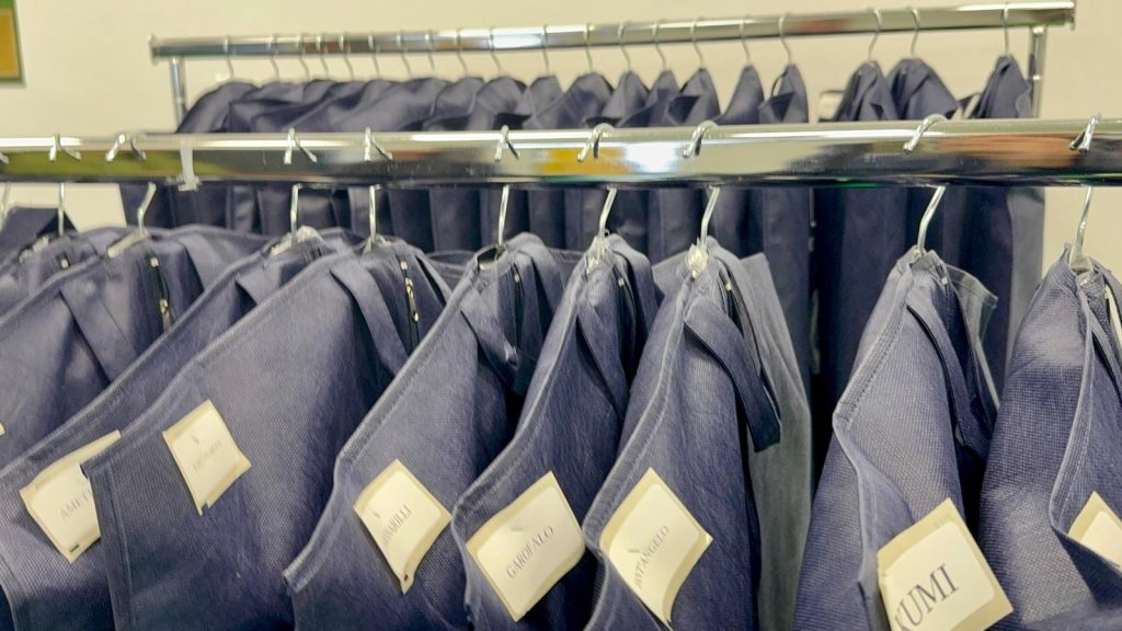 U.S. Avellino, svelata la nuova eleganza: consegnati gli abiti ufficiali 25 26(foto)