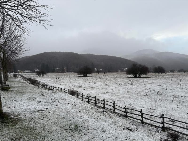 Laceno, l’inverno fa il suo ingresso: prima neve sull’altopiano e sui Monti Picentini(foto)