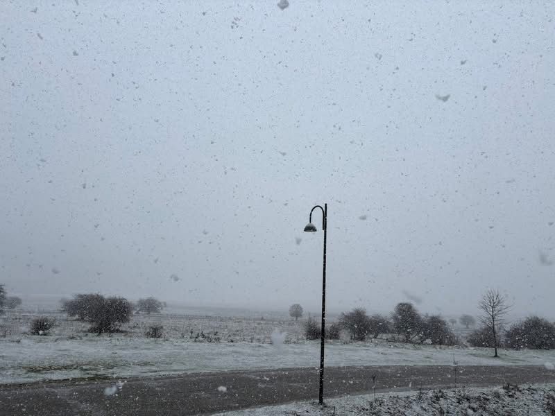 Laceno, l’inverno fa il suo ingresso: prima neve sull’altopiano e sui Monti Picentini(foto)