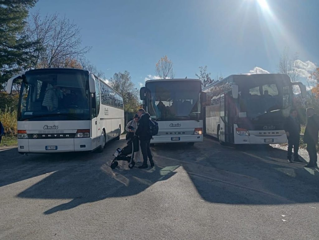 Irpinia Express, viaggio nel cuore dell’Alta Irpinia: la tappa di Rocca San Felice tra Mefite, storia e sapori
