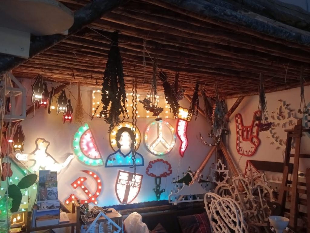 Irpinia Express, viaggio nel cuore dell’Alta Irpinia: la tappa di Rocca San Felice tra Mefite, storia e sapori