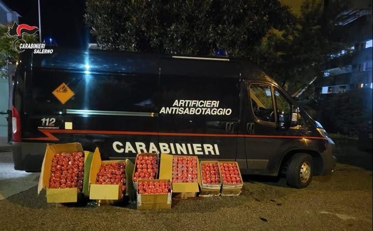 Furgone carico di botti illegali: maxi sequestro nel Salernitano, due persone arrestate