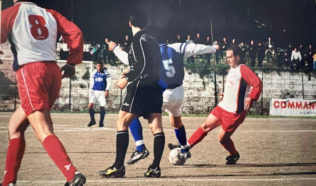 Palloni di cuoio e calciatori di una volta : Quindicesima puntata – Giuseppe De Riggi, il bomber che non ha mai smesso di crederci (Foto)