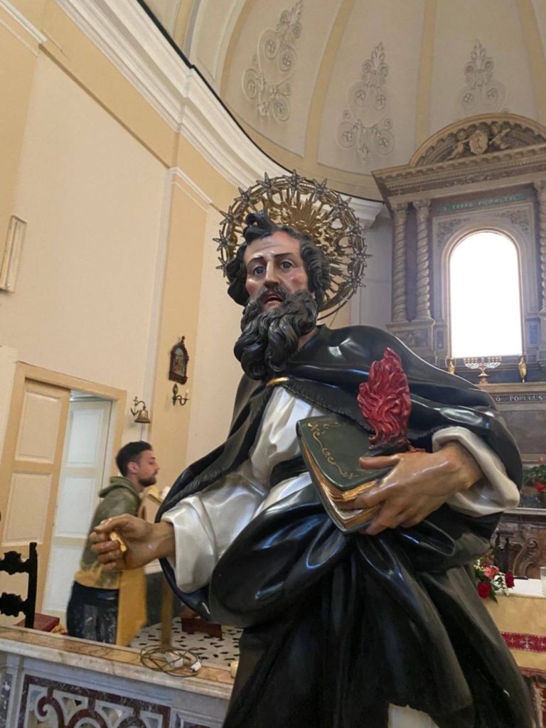 Sperone: Avviato il restauro delle statue di Sant’Elia e Sant’Eliseo