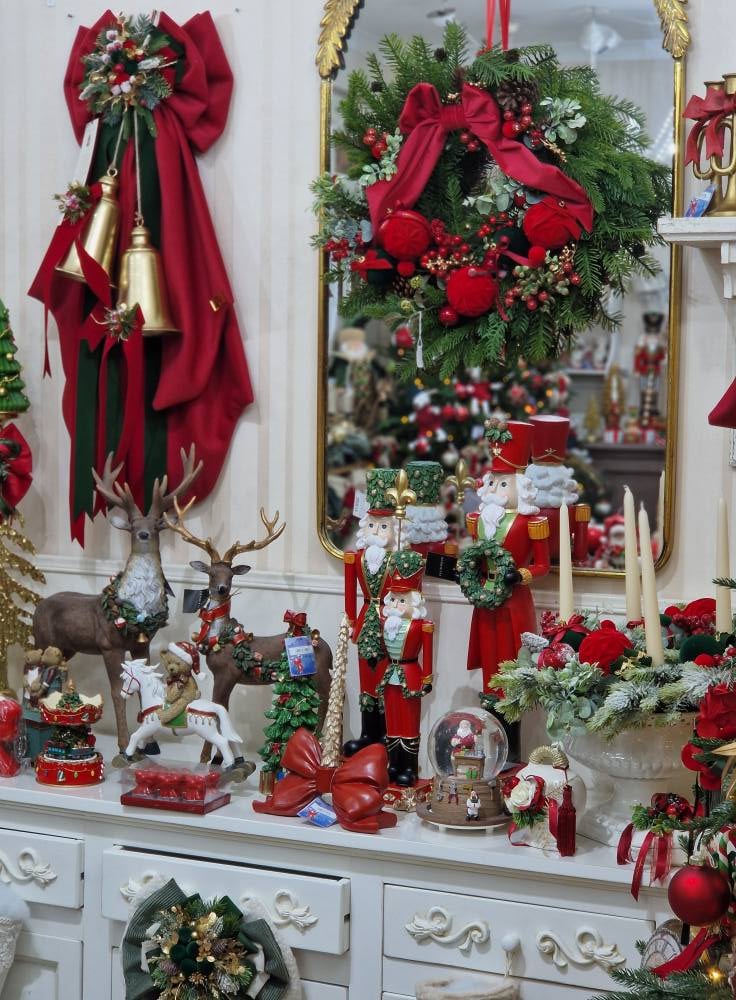 Avella: la magia del Natale nella galleria – store Mi.Fra. di Francesco  del planner events Francesco Barbarino