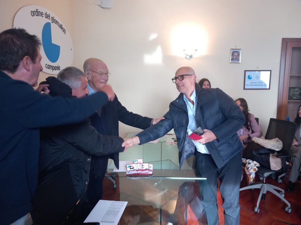 La redazione di BINews celebra il nuovo traguardo di Saverio Candela