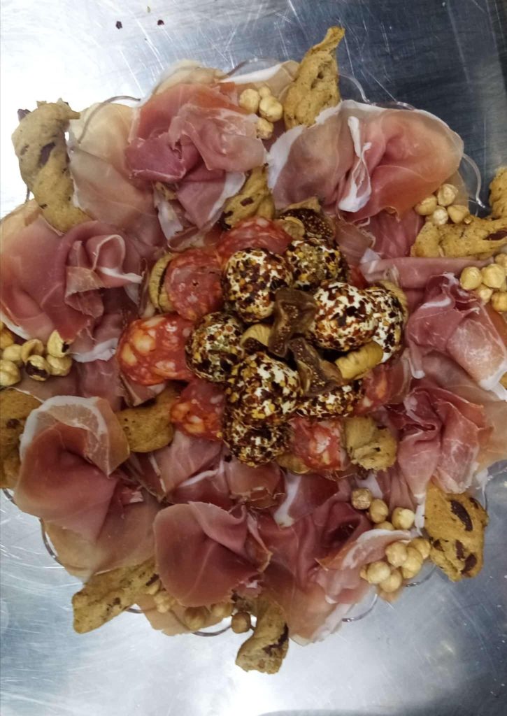 M.S. Alimentari: qualità, tradizione e grandi offerte per le festività a San Paolo Bel Sito