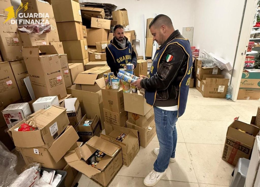 Capodanno sicuro, maxi sequestro di 100mila fuochi d’artificio tra Ariano e Mugnano del Cardinale