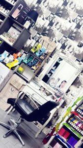 “Il Bello delle Donne”: 25 anni di bellezza, passione e professionalità a Liveri