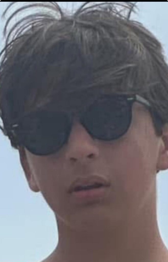 QUADRELLE (Av). Un doppio compleanno speciale: Santo Junior e Rossella Maria Fatima compiono 15 anni