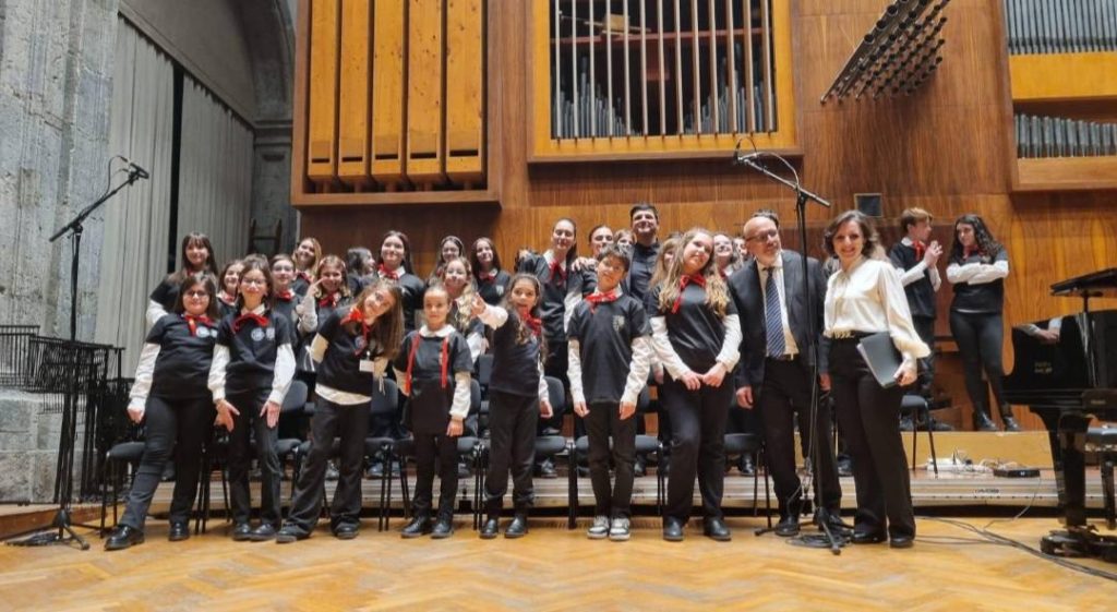 AVELLA. Dalla scuola “Monsignor Pasquale Guerriero” al Conservatorio: successo per “Al lupo, al lupo!”