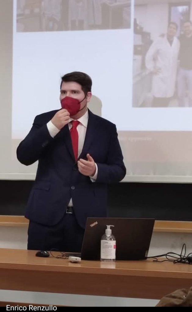 100 DI QUESTI GIORNI.  Auguri speciali al dott. Enrico Renzullo: orgoglio di Quindici e della sua famiglia per il suo compleanno