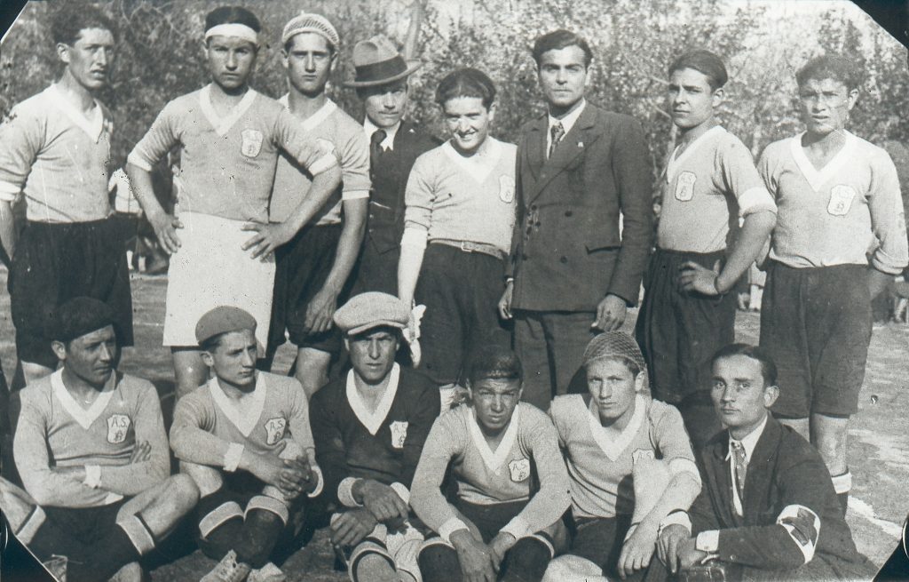 MEMOIR. Antonio Canonico, ‘O Micione... terzino   sprint.  Dai granata del Baiano ai bianconeri del Nola