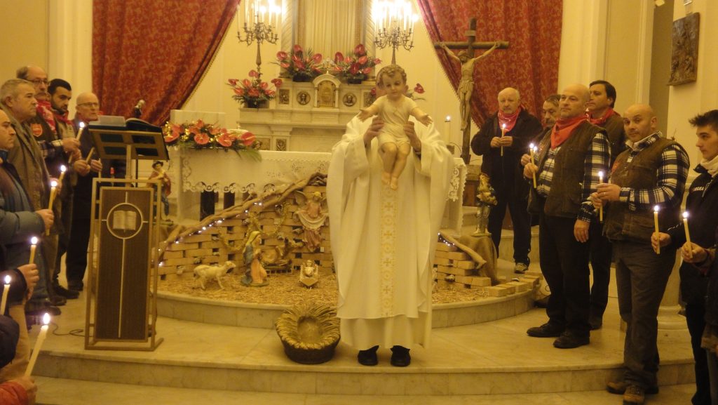 BAIANO. Chiesa di S. Stefano, ore 05.30 del 25 dicembre: Schegge di emozioni BAIANO. Chiesa di S. Stefano, ore 05.30 del 25 dicembre: Schegge di emozioni