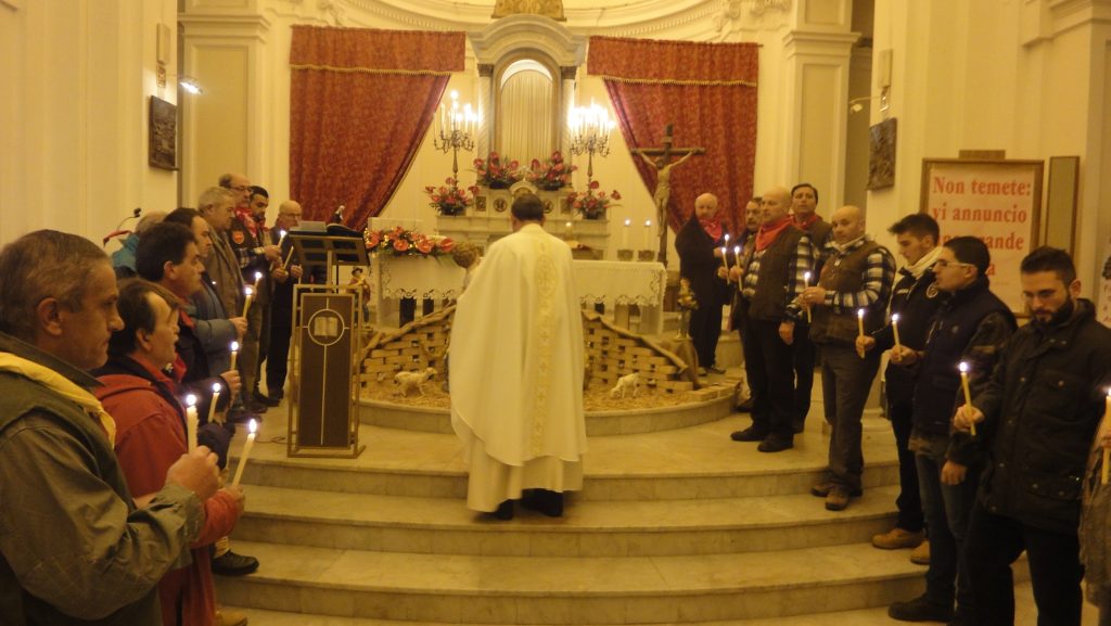 BAIANO. Chiesa di S. Stefano, ore 05.30 del 25 dicembre: Schegge di emozioni BAIANO. Chiesa di S. Stefano, ore 05.30 del 25 dicembre: Schegge di emozioni