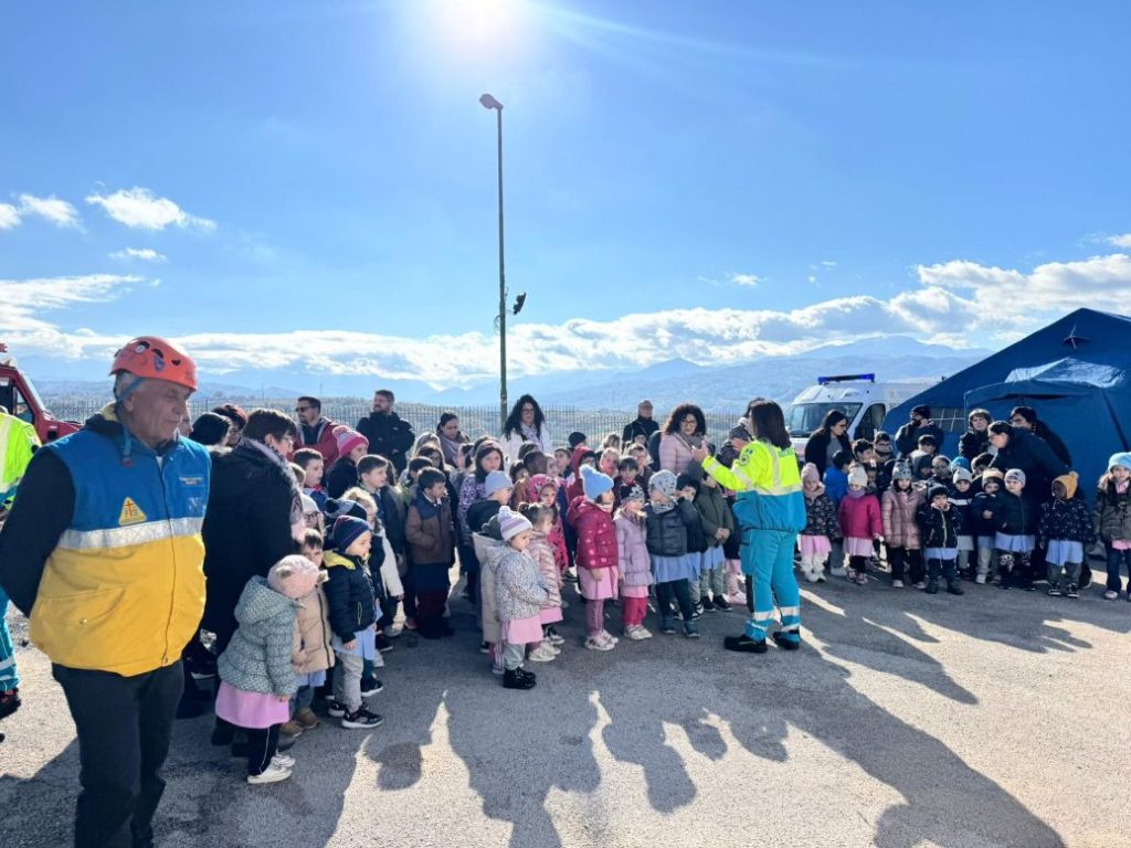 Rischio sismico  A Paternopoli una esercitazione della Misericordia e del Comune