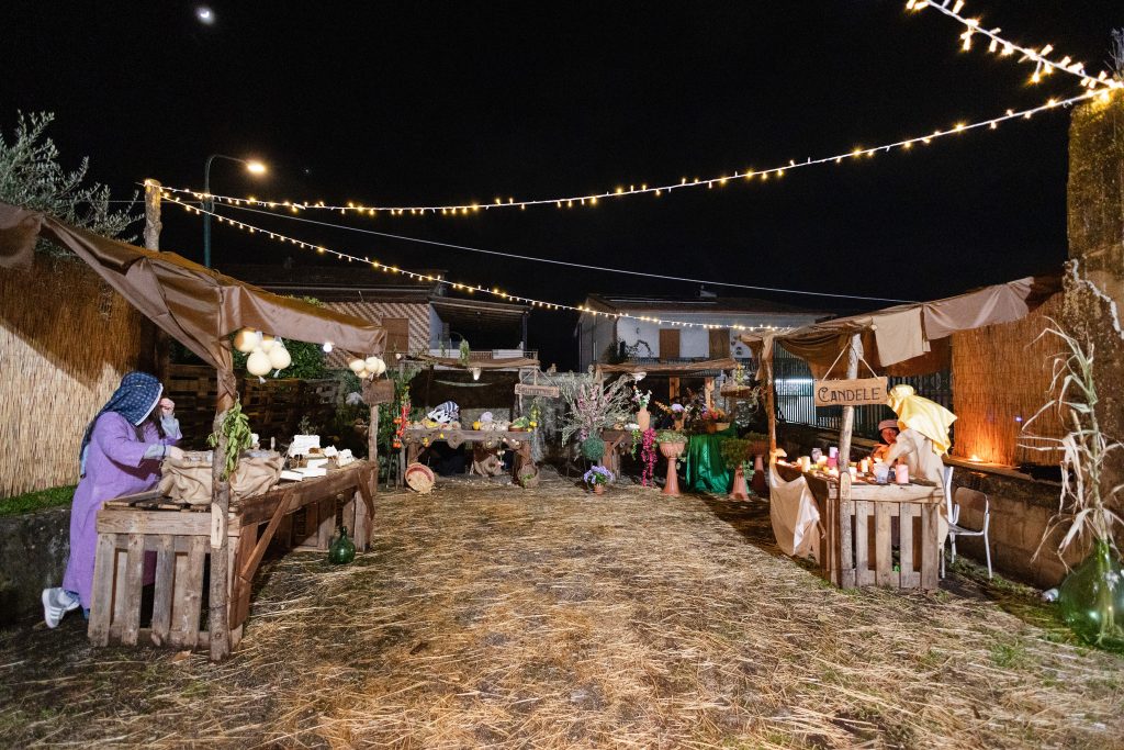 SERINO. XIV EDIZIONE DI “RACCONTANDO IL PRESEPE... VIVENTE”, CONVENTO SAN FRANCESCO SERINO. XIV EDIZIONE DI “RACCONTANDO IL PRESEPE... VIVENTE”, CONVENTO SAN FRANCESCO