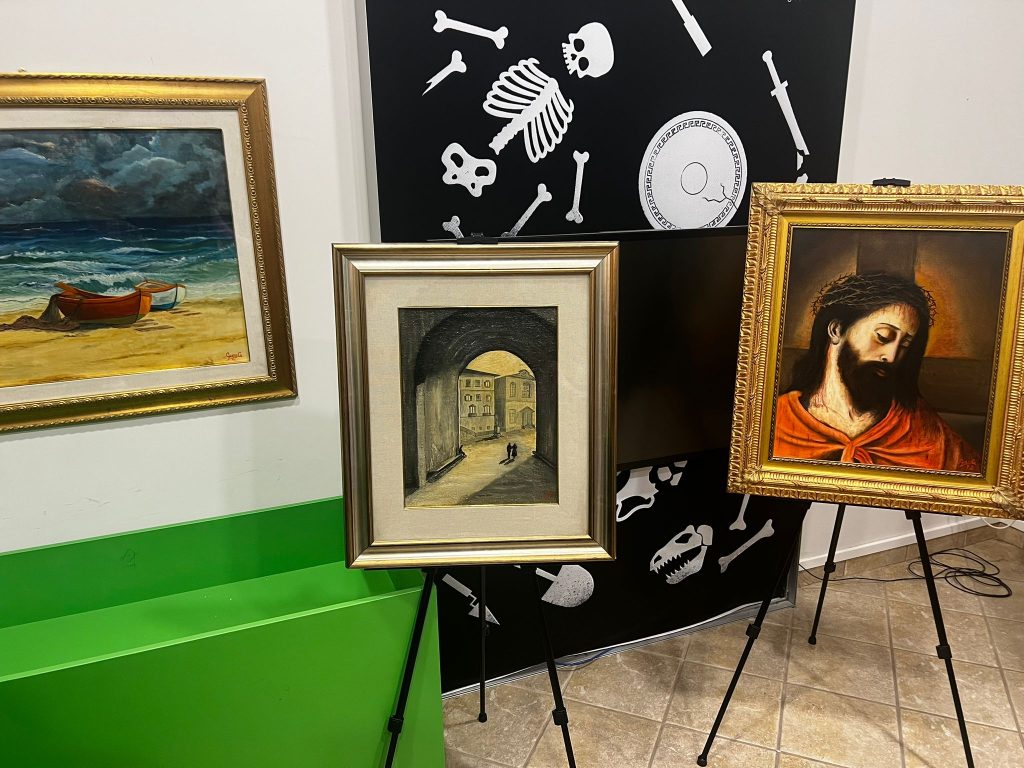 Avella celebra l’arte di Carmine Guerriero: inaugurata la mostra antologica alla Sala Alvarez