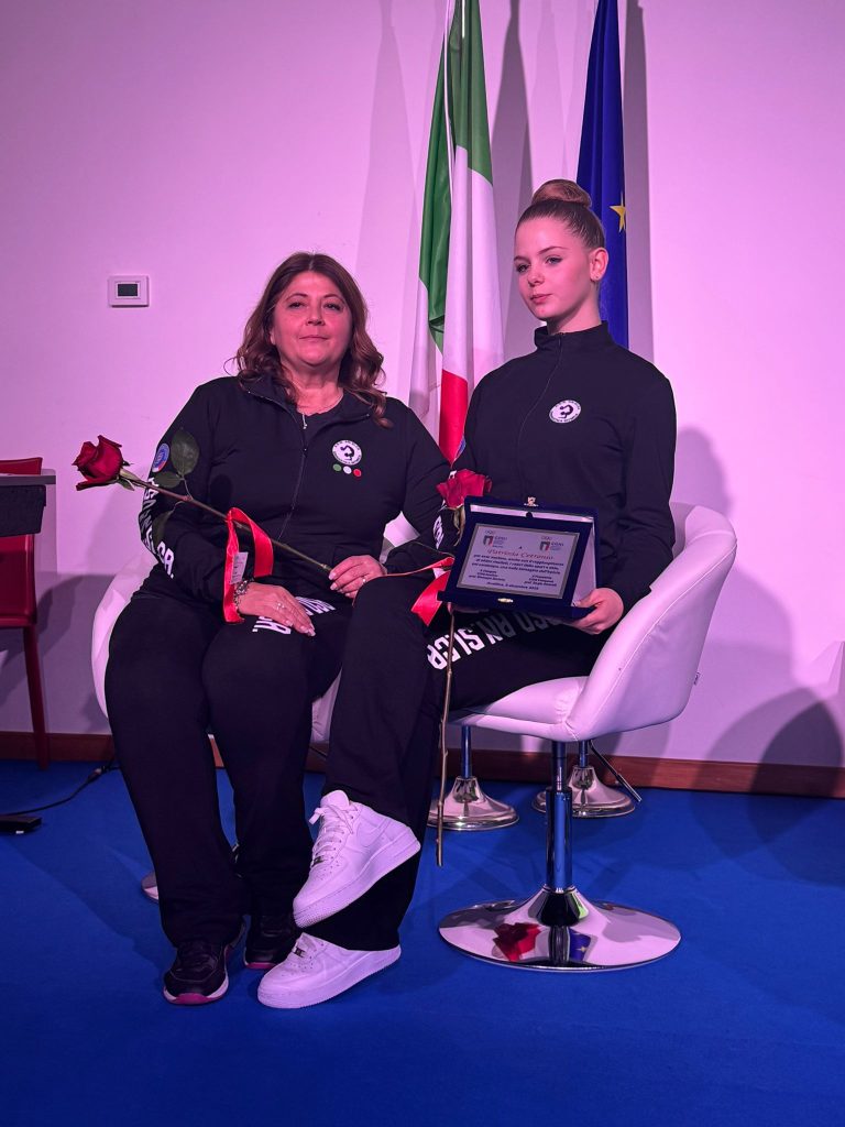 Patrizia Cetronio premiata dal CONI Avellino: Stella al Merito Sportivo per l’atleta dell’An.Si.Ca. Ginnastica Ritmica Sirignano