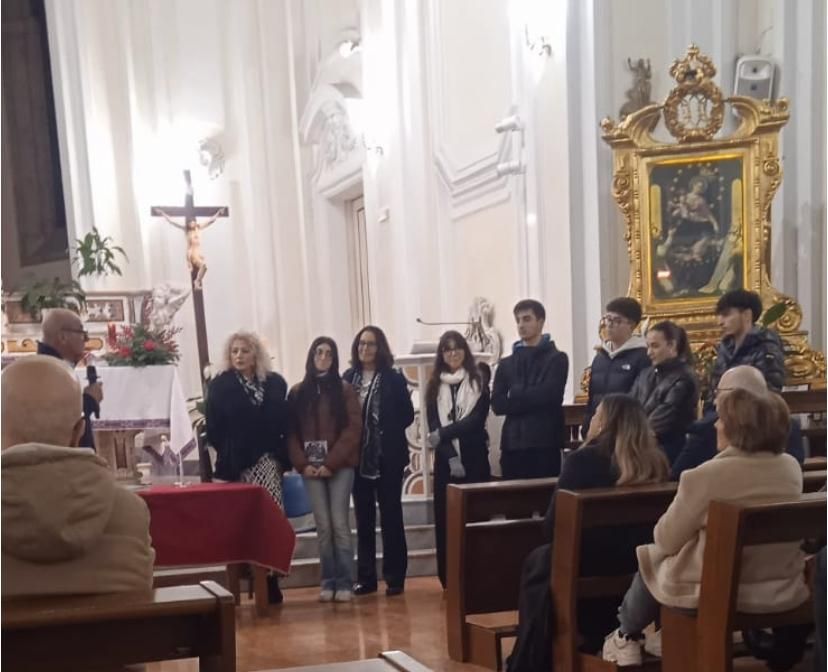 NOLA. Chiesa di San Biagio. Beni culturali e rigenerazione sociale: il Rione Sanità Ragazze e ragazzi del Carducci incontrano don Antonio Loffredo NOLA. Chiesa di San Biagio. Beni culturali e rigenerazione sociale: il Rione Sanità Ragazze e ragazzi del Carducci incontrano don Antonio Loffredo