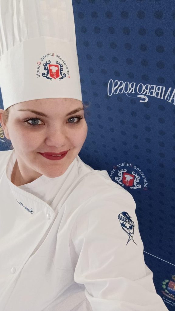 Alla maestria e alla creatività di Sonia Luciano il Premio BiNews 2025 Alla maestria e alla creatività di Sonia Luciano il Premio BiNews 2025