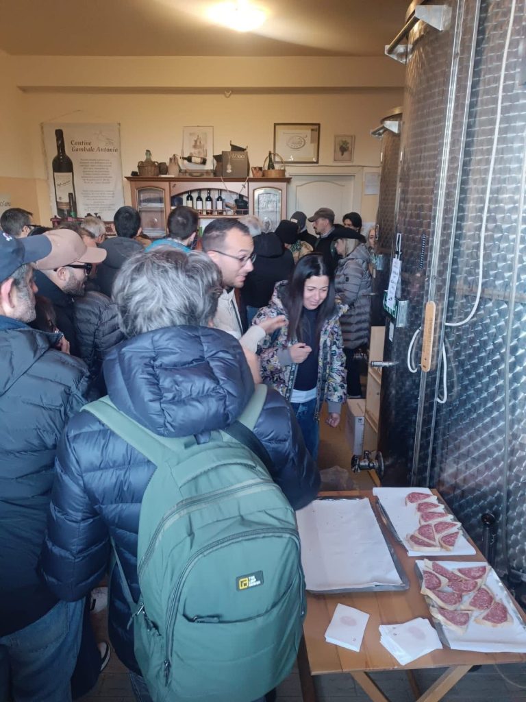 Irpinia Express, tappa a Castelfranci tra cultura, tradizioni e vino