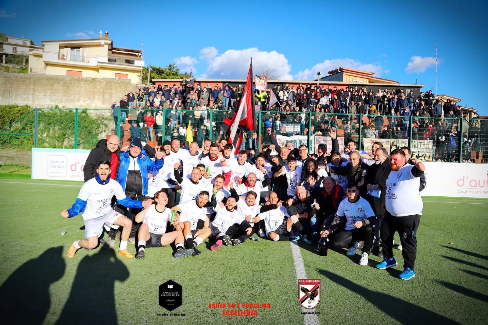 Palloni di cuoio e calciatori di una volta : Diciassettesima puntata – Filomeno De Lucia, il gioiellino di Mugnano: talento, cadute e rinascite (Foto) Palloni di cuoio e calciatori di una volta : Diciassettesima puntata – Filomeno De Lucia, il gioiellino di Mugnano: talento, cadute e rinascite (Foto)