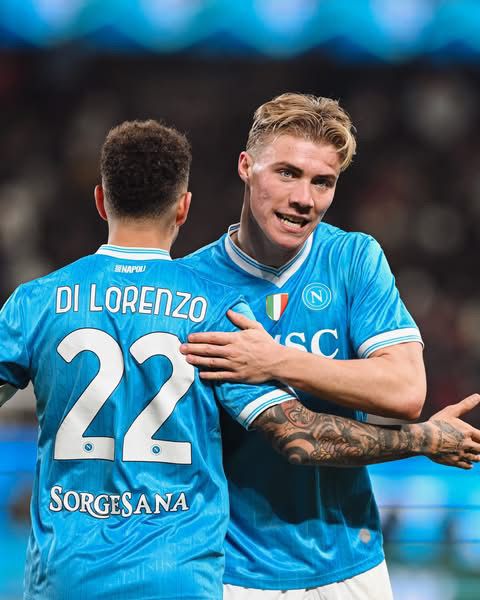 Napoli supera il Milan 2 0 e vola in finale di Supercoppa: Hojlund decisivo, rossoneri spenti Napoli supera il Milan 2 0 e vola in finale di Supercoppa: Hojlund decisivo, rossoneri spenti