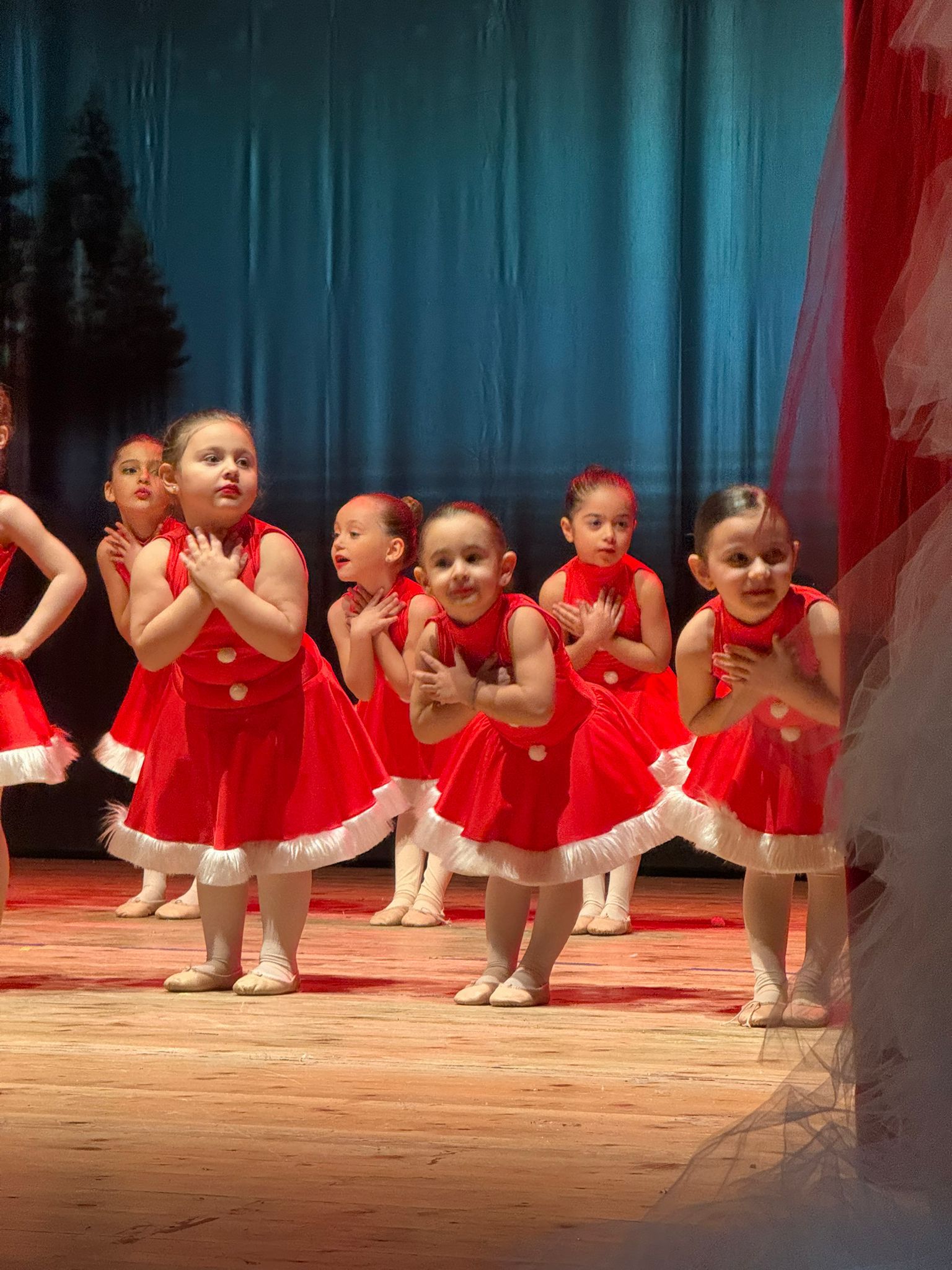 DanzArte accende il Natale a Baiano: danza, emozione e bellezza in “Christmas is Coming”