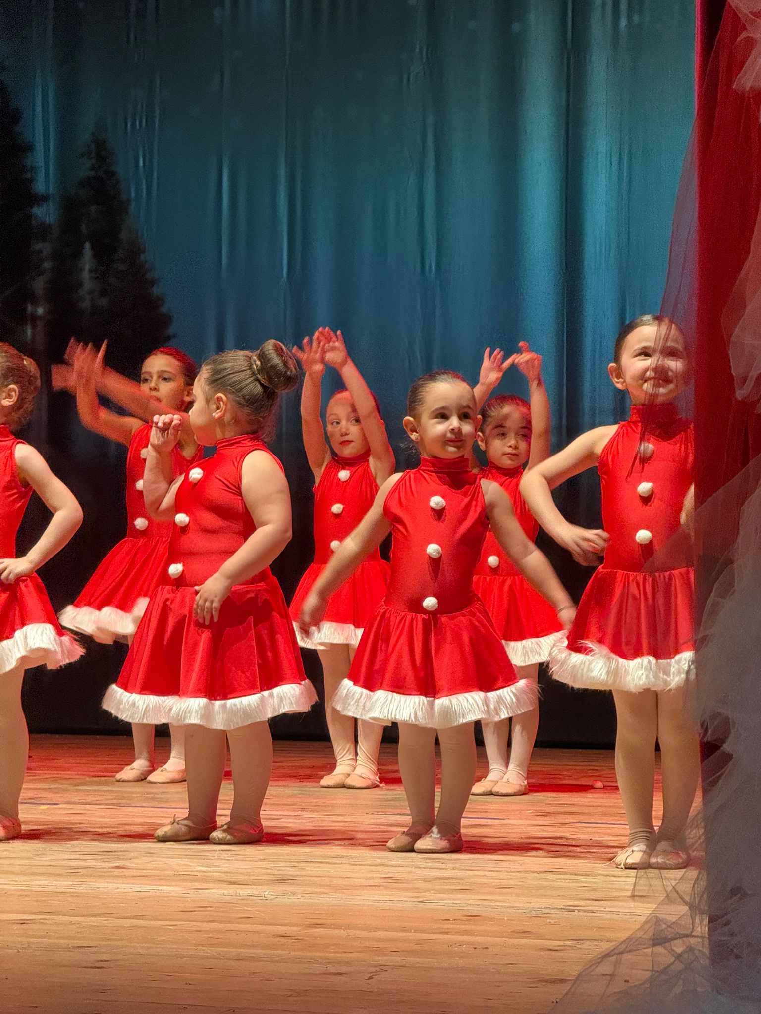 DanzArte accende il Natale a Baiano: danza, emozione e bellezza in “Christmas is Coming”