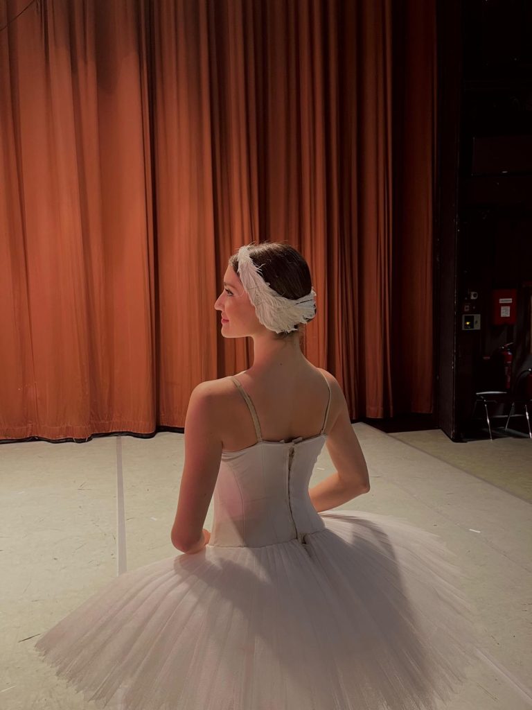 MUGNANO DEL CARDINALE. Karolin Bellavista: Un Inverno di Danza tra Monaco e i Grandi Tour Europei