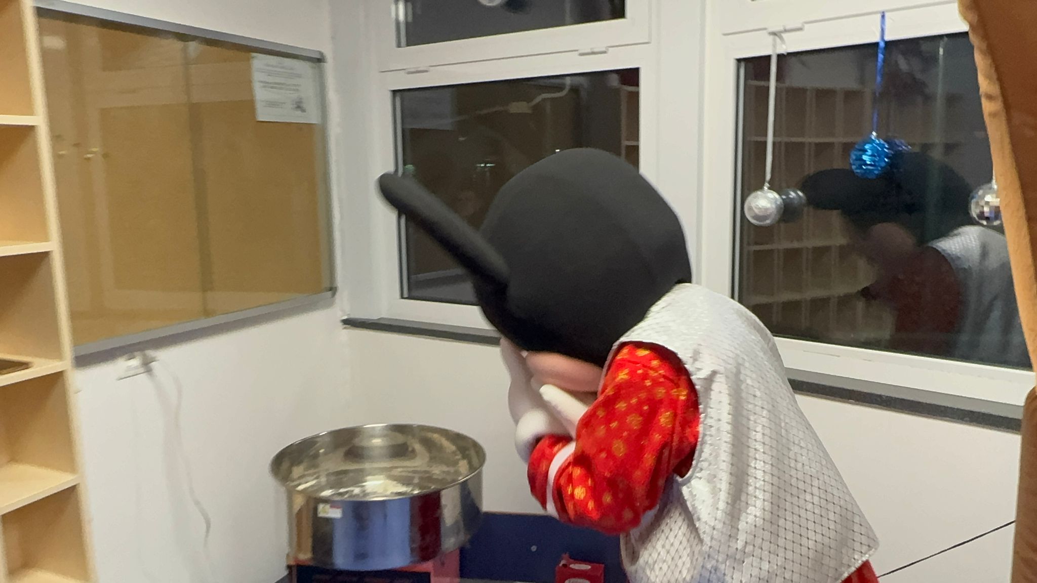 Sirignano, restituita alla comunità la scuola “La Girandola”: un nuovo spazio educativo per i più piccoli Sirignano, restituita alla comunità la scuola “La Girandola”: un nuovo spazio educativo per i più piccoli