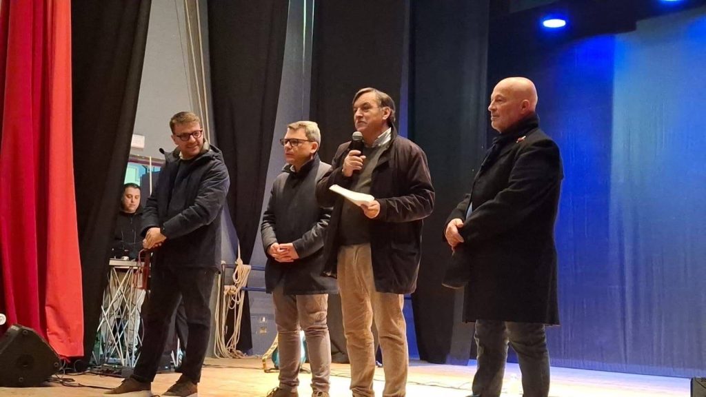 Teatro Colosseo sold out di emozioni: Baiano applaude la Festa degli Anziani