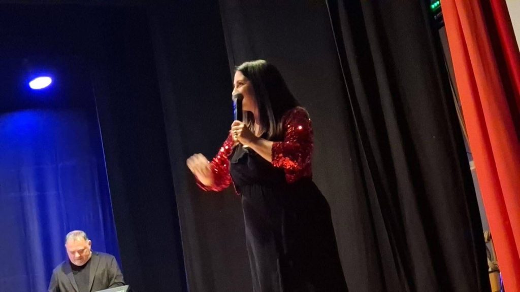 Teatro Colosseo sold out di emozioni: Baiano applaude la Festa degli Anziani