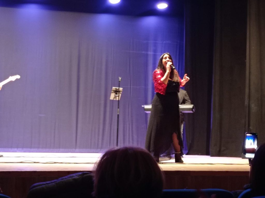 Teatro Colosseo sold out di emozioni: Baiano applaude la Festa degli Anziani