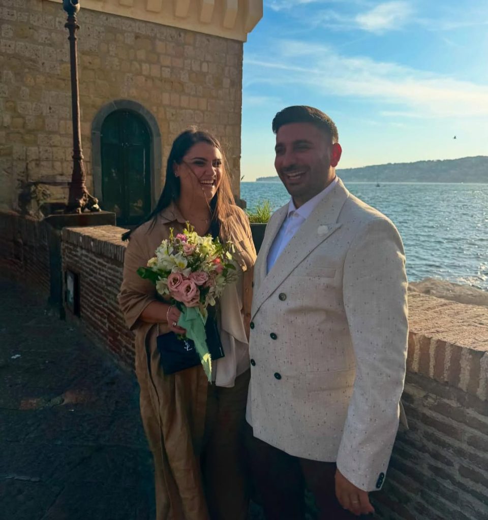 Oggi a Baiano si uniranno in matrimonio Nella Sgambati e Luigi De Lucia. Gli auguri Oggi a Baiano si uniranno in matrimonio Nella Sgambati e Luigi De Lucia. Gli auguri