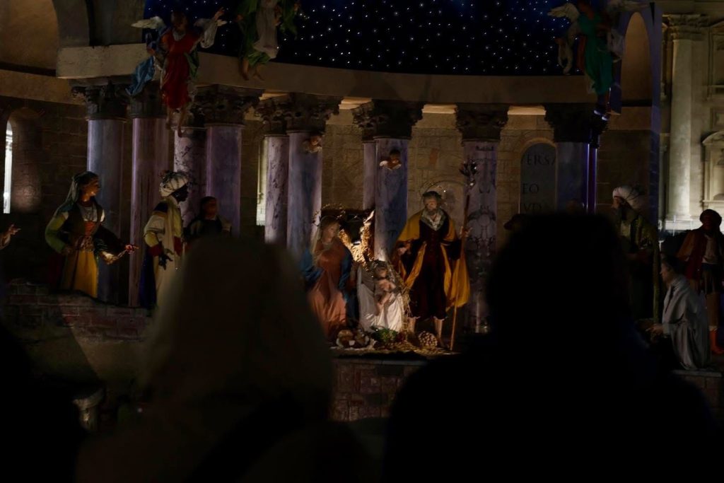 Papa Leone visita il presepe di Piazza San Pietro e saluta i pellegrini