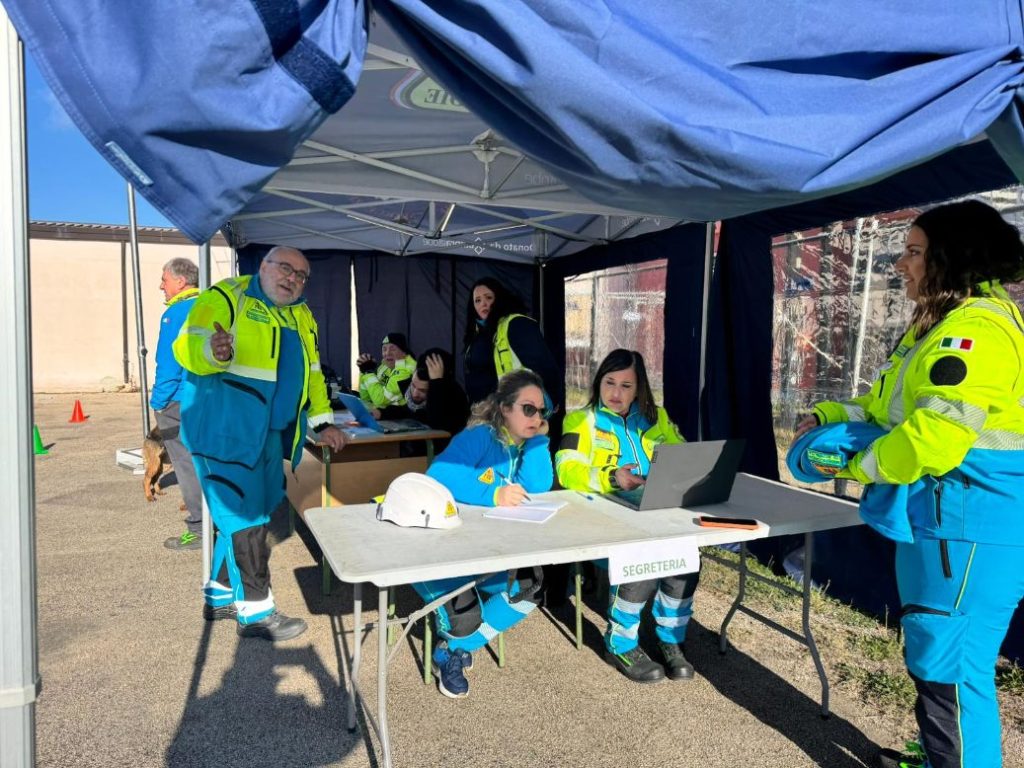 Rischio sismico  A Paternopoli una esercitazione della Misericordia e del Comune