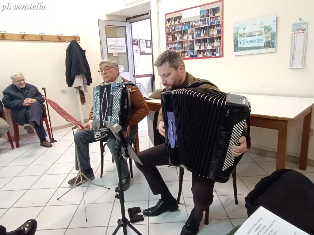 BAIANO. Fisarmoniche in concerto, all’Incontro… Tango for ever con Oblivion e Odeon, ‘Oì Stefanì e Maio amarcord Luca De Prisco e Andrea Bellofatto, performance di classe e stile, con alto gradimento. BAIANO. Fisarmoniche in concerto, all’Incontro… Tango for ever con Oblivion e Odeon, ‘Oì Stefanì e Maio amarcord Luca De Prisco e Andrea Bellofatto, performance di classe e stile, con alto gradimento.