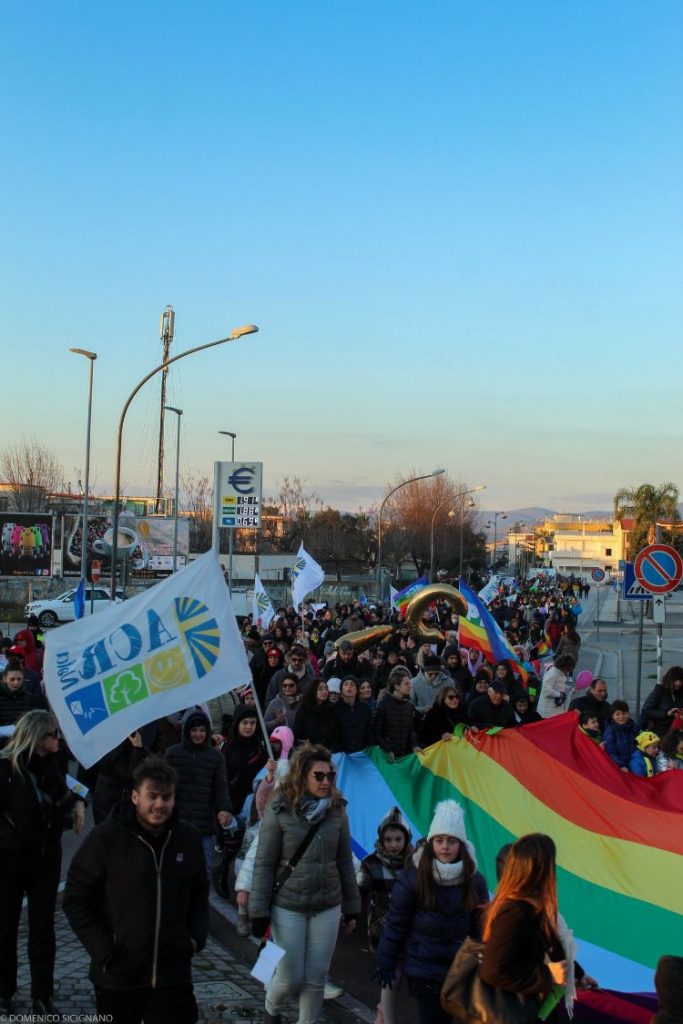 A TORRE ANNUNZIATA MARCIA DELLA PACE DIOCESANA  PROMOSSA DALL’AZIONE CATTOLICA