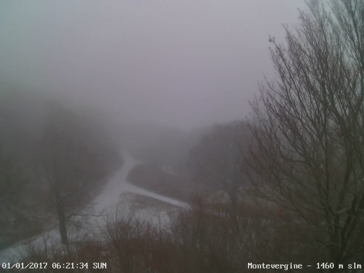 Inverno protagonista: rovesci di neve granulosa sulle alte montagne dell’Irpinia