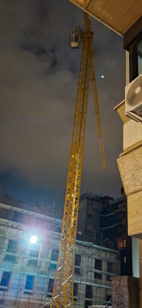 Avellino, paura in centro: cedimento improvviso in un cantiere tra il corso e vicolo Giardinetto