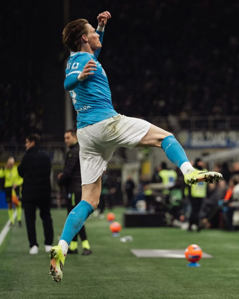 McTOMINAY FERMA L’INTER