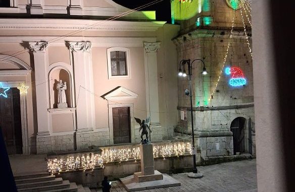 babbo Natale che scende1