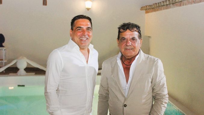 9879c55b-2ef9-4baf-a9a5-4acc5318e09f