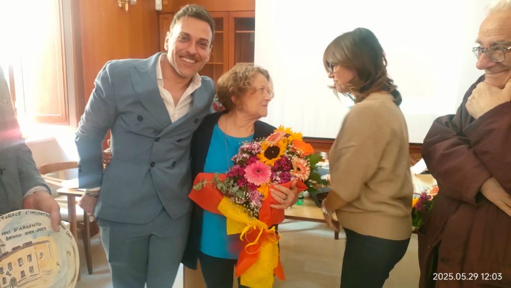 Premio Galante Colucci Pio Stefanelli, VII edizione. 7 marzo, presentazione ufficiale al Piano sociale di zona Mugnano del Cardinale accoglie la kermesse dei Mai d’Argento, edizione 2025 26 Premio Galante Colucci Pio Stefanelli, VII edizione. 7 marzo, presentazione ufficiale al Piano sociale di zona Mugnano del Cardinale accoglie la kermesse dei Mai d’Argento, edizione 2025 26